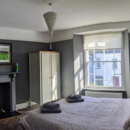 St Davids Gin & Kitchen - The Cathedral Villas エクステリア 写真