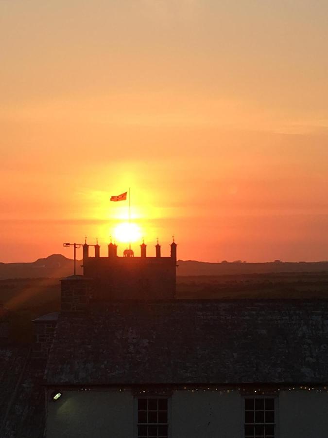 St Davids Gin & Kitchen - The Cathedral Villas エクステリア 写真