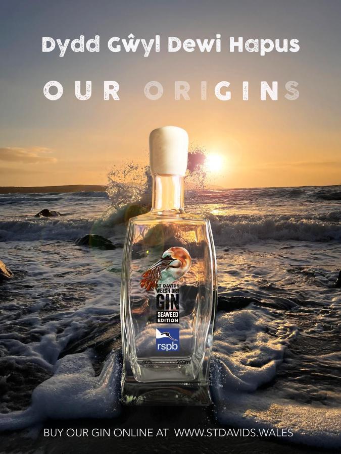 St Davids Gin & Kitchen - The Cathedral Villas エクステリア 写真